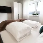 Butjahuus - Kueste33 4 Apartman Tossens